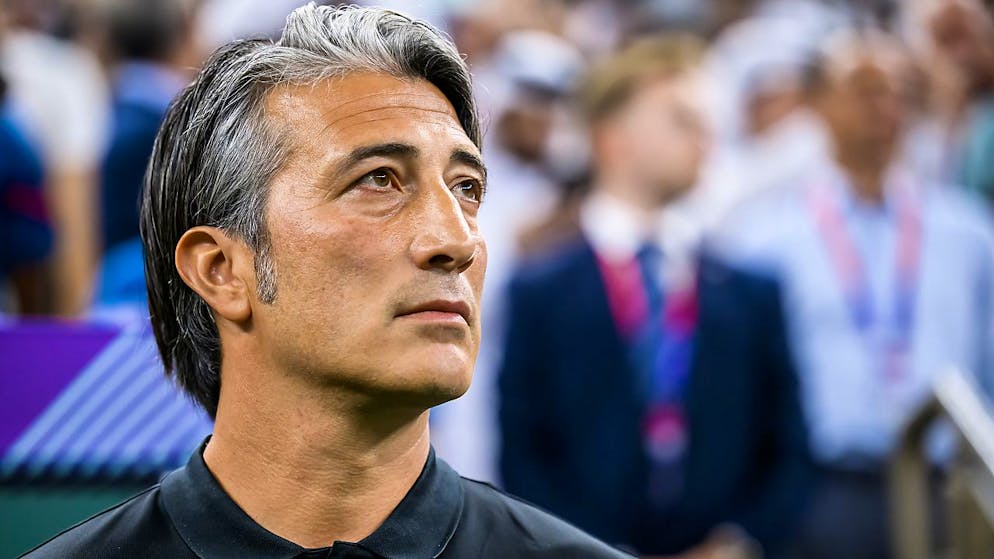 Lange Gesichter: Nach verheissungsvollem Start endete die WM in Katar für Murat Yakin und sein Schweizer Team mit einer 1:6-Klatsche im Achtelfinal gegen Portugal