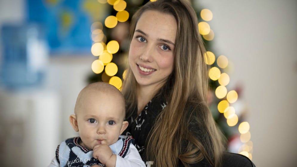 Die Studentin Wlada Juschtschenko und ihr Sohn Daniel.