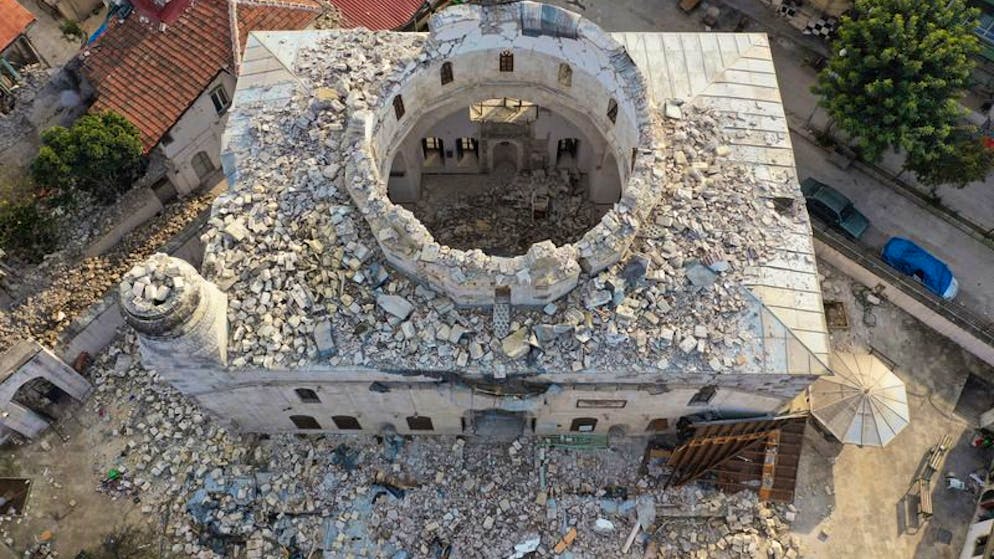 Beben in der Türkei und Syrien. Mehr als 25'000 Tote — Rettungsteams unterbrechen Einsätze