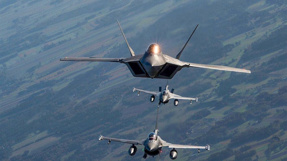 Weitere UFOs abgeschossen. Flugobjekte geben den USA und der Welt Rätsel auf