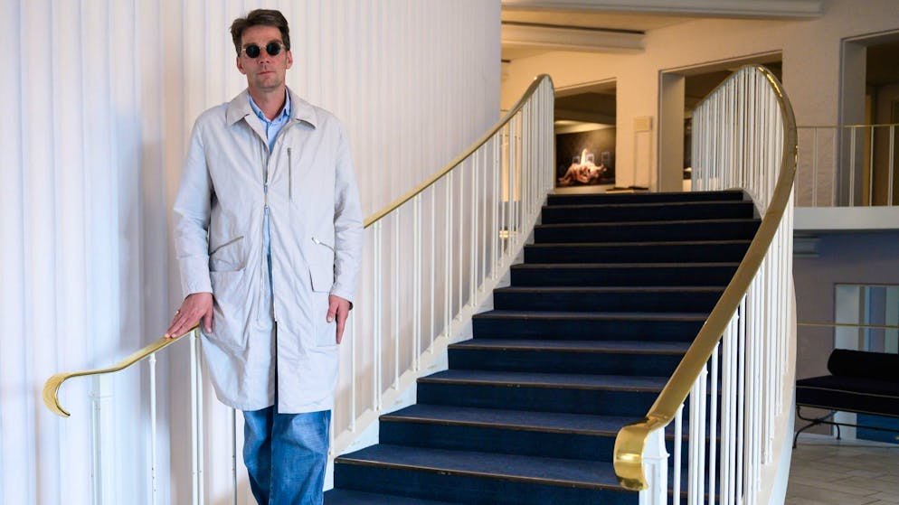 Eklat während Premiere. Ballettchef schmiert Kritikerin Hundekot ins Gesicht