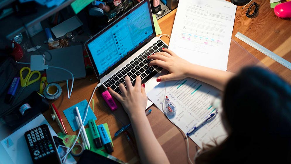 Neben Arbeit, Sport oder Familie die Berufsmatura absolvieren. Der neue Lehrgang BM2-flex der GBS St. Gallen ermöglicht dies ab dem kommenden Sommer. (Symbolbild)