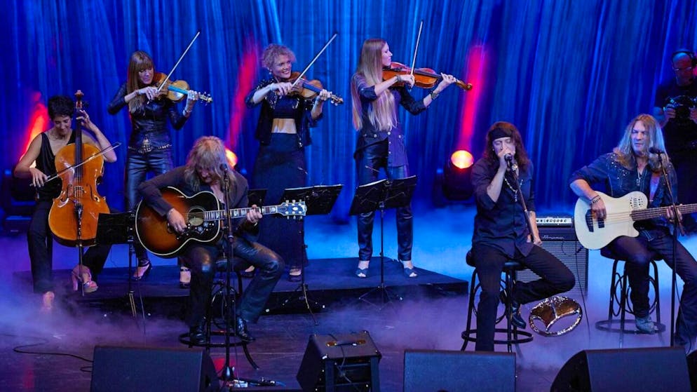 Die Hard-Rock-Band Gotthard wird  im August in Glarus neben der Streicherformation G-Strings (im Bild) zusätzlich durch das Sinfonieorchester Tifico unterstützt. (Archivbild)