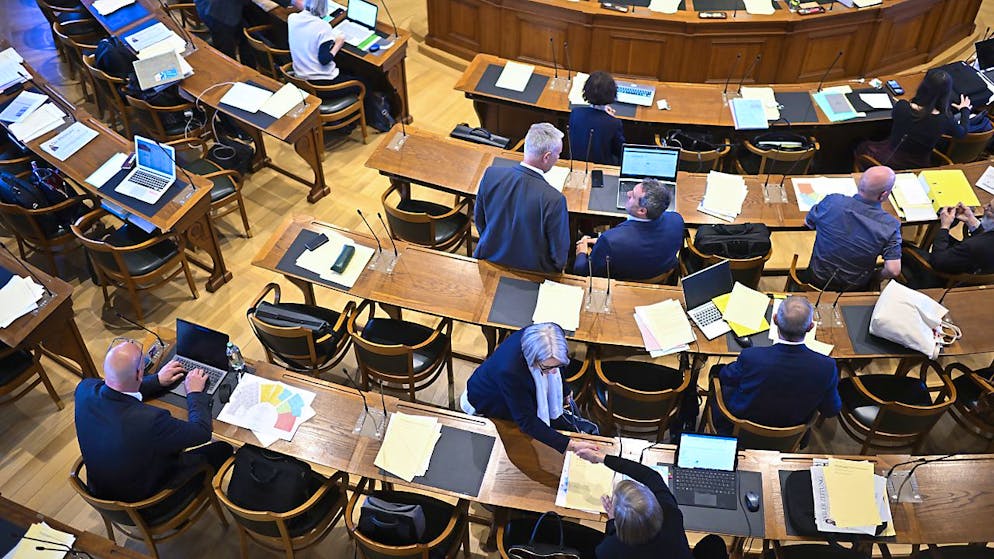 Der St. Galler Kantonsrat hat am Dienstag den Aufgaben- und Finanzplan 2024 bis 2026 genehmigt. Dieser sieht hohe Defizite vor. (Archivbild)