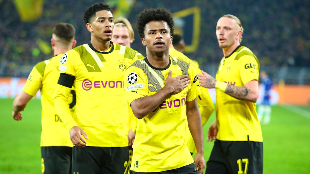 Erster Schritt Richtung Viertelfinal. Kobels Glanzparaden und Adeyemis Traum-Solo sichern BVB den Sieg