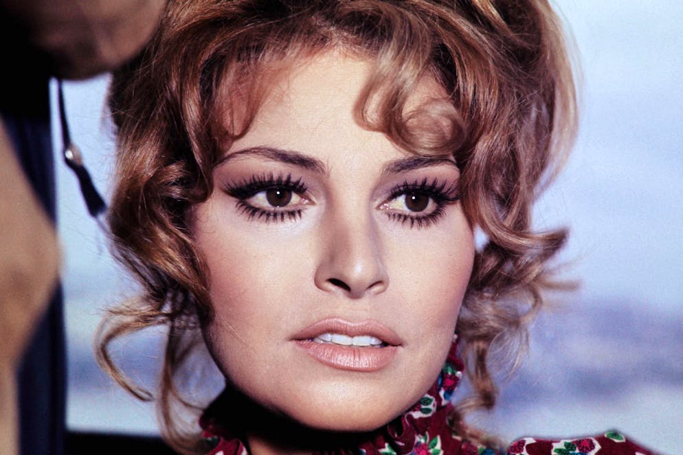 Hollywood-Schönheit und Sexsymbol: Raquel Welch ist tot - Gallery. Mit kleinen Rollen arbeitete sie sich Anfang der 1960er Jahre im Filmgeschäft hoch, bevor ...