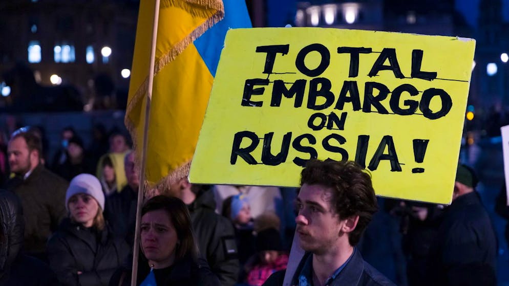 Chronik des Kriegsausbruchs: Der 24. Februar 2022 in Bildern. <strong>08:10 Uhr</strong> – Selenskyj telefonierte mit Biden: Es wurde über Sanktionen gegen Russland,  ein Treffen mit den G7-Staats- und Regierungschefs sowie über Hilfe bei der Versorgung der Menschen in der Ukraine gesprochen.