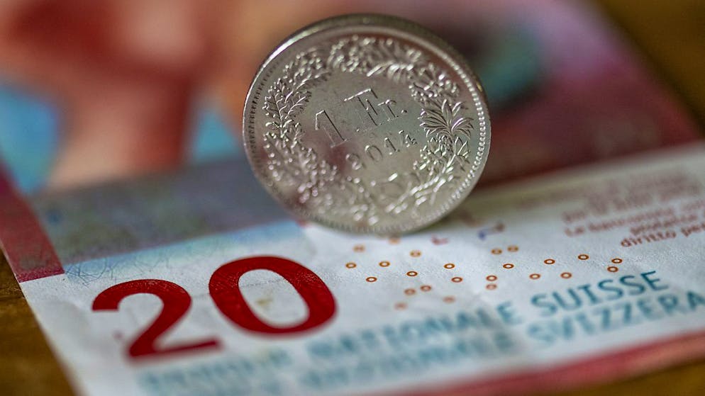 Bargeld ist in der Schweiz nach zwei Jahren wieder das beliebteste Zahlungsmittel. (Symbolbild)