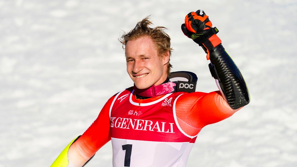 Marco Odermatt wird Doppel-Weltmeister. 