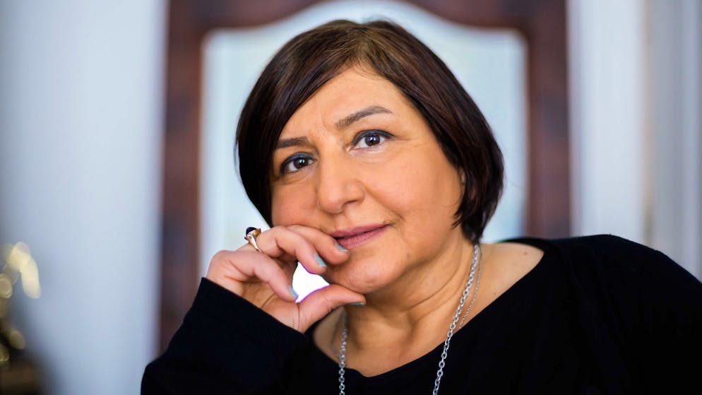 Atmosphäre im Iran «wie Feuer unter der Asche» - Gallery. Akram Abooee beobachtet als Zeitzeugin der Islamischen Revolution im Iran die heutigen Proteste.