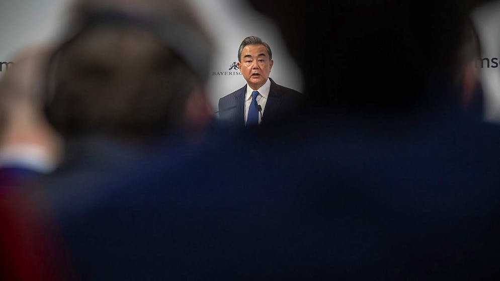 Wang Yi, Vorsitzender der außenpolitischen Kommission der Kommunistischen Partei Chinas, nimmt an der Fortsetzung der Münchner Sicherheitskonferenz (MSC) teil. Foto: Peter Kneffel/dpa