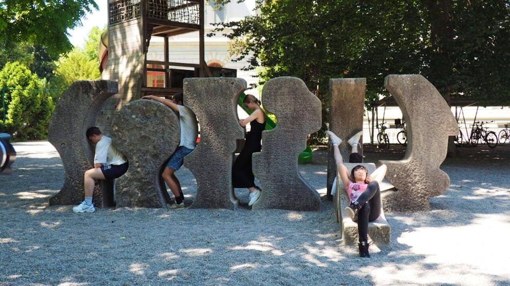 Jugendliche bei einem Projekt von "Kultur macht Schule" am Kunsthaus Zofingen AG.