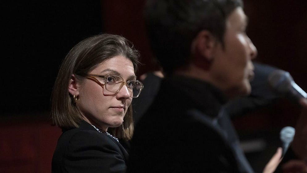 Vier St. Galler Ständerats-Kandidatinnen und kaum Frauenthemen - Gallery. Die beiden linken Ständerats-Kandidatinnen Franziska Ryser (Grüne), links, und Barbara Gysi (SP), am Wahlpodium im Kulturlokal Palace in St. Gallen.