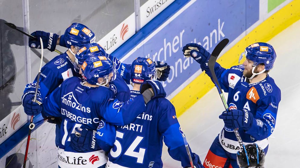 Zürcher SC schlägt drei Wochen vor den Playoffs Leader Servette - Gallery. Endlich wieder ein Erfolgserlebnis für die ZSC Lions