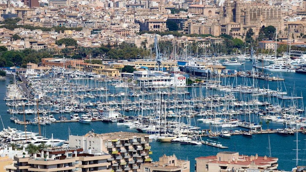 Die Immobilienpreise sind in den letzten Jahren auf sehr beliebten Urlaubsinseln besonders stark angestiegen.