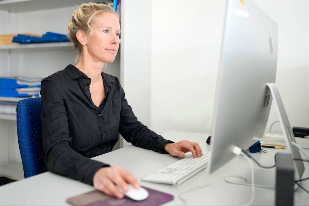 Lexus Staunmauer. Dank ihr hat Solarenergie in den Bergen Aufwind: Wissenschaftlerin Annelen Kahl.