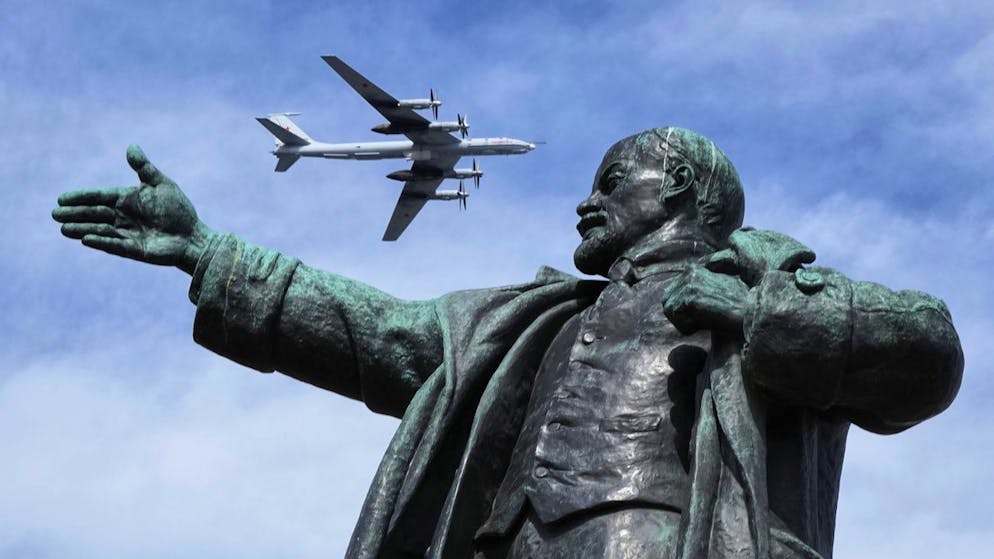 Chronik des Kriegsausbruchs: Der 24. Februar 2022 in Bildern. <strong>19:21 Uhr</strong> – Grossbritannien verhängt neue Wirtschaftssanktionen gegen Russland und Belarus. Und die russische Airline Aeroflot wird Flüge nach Grossbritannien verbieten. Zudem werden «strenge Exportkontrollen» für Ausrüstung eingeführt, die nach Russland verkauft wird.