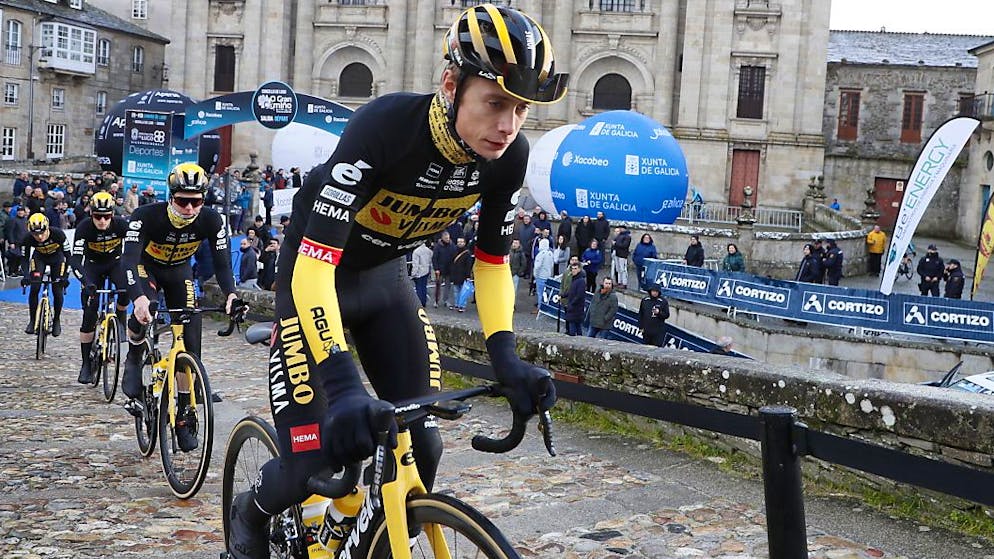 Jonas Vingegaard startet wie sein Tour-de-France-Rivale Tadej Pogacar mit einem Sieg in die Saison.