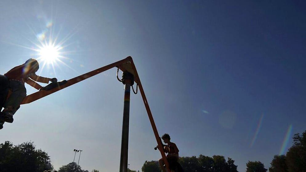 In der Stadt Bern kann das Volk über den umstrittenen Bau eines neuen Spielplatzes abstimmen. (Symbolbild)