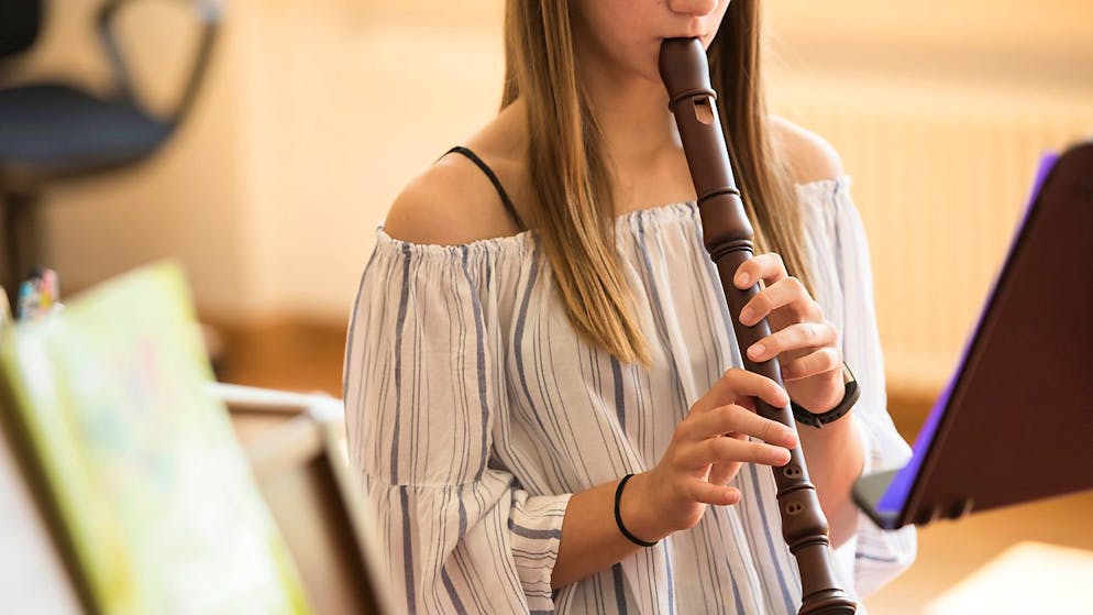 Der Regierungsrat sieht Handlungsbedarf beim Ausbau des Musikangebots an den Aargauer Schulen, warnt aber vor den hohen Kosten.