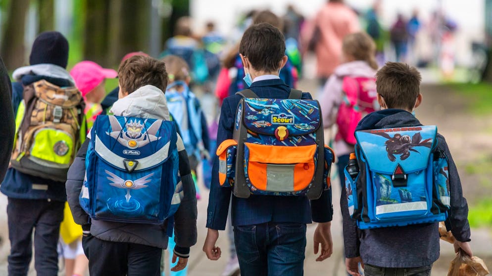 Verurteilung im Aargau. Eltern verlängern Ferien des Sohnes – und müssen dafür Busse zahlen