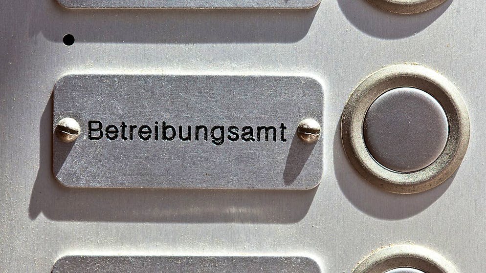 Das Betreibungsamt der Stadt Zug musste im vergangenen Jahren so viele Betreibungen ausstellen wie nie zuvor. (Symbolbild)