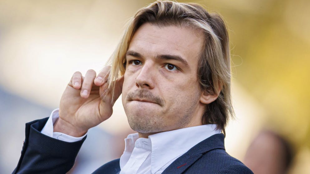 Barthélémy Constantins Miene zeigt, dass in Sion derzeit vieles im Argen liegt.