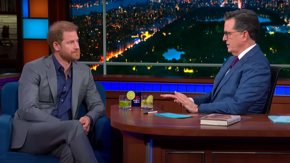 Stephen Colbert löchert Prinz Harry. «Was würde Ihre Mutter zur heutigen Situation sagen?»