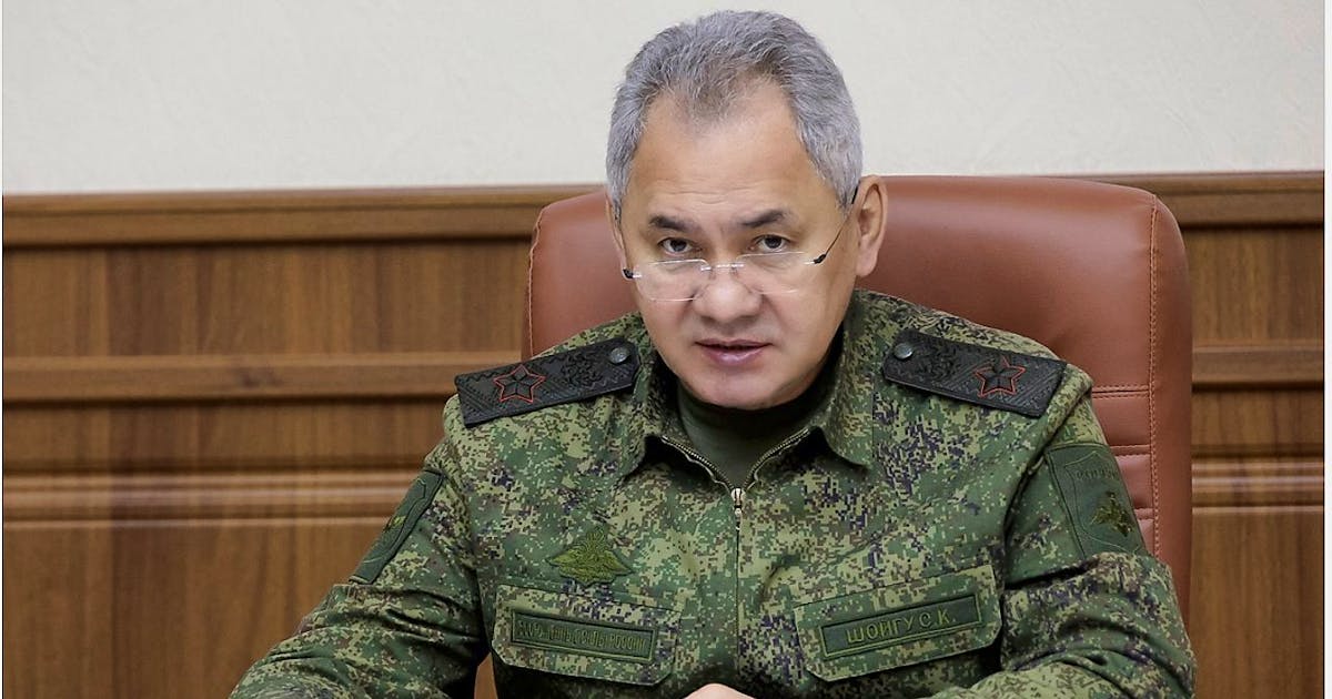 Ucraina Visita al fronte del ministro della Difesa russo blue News