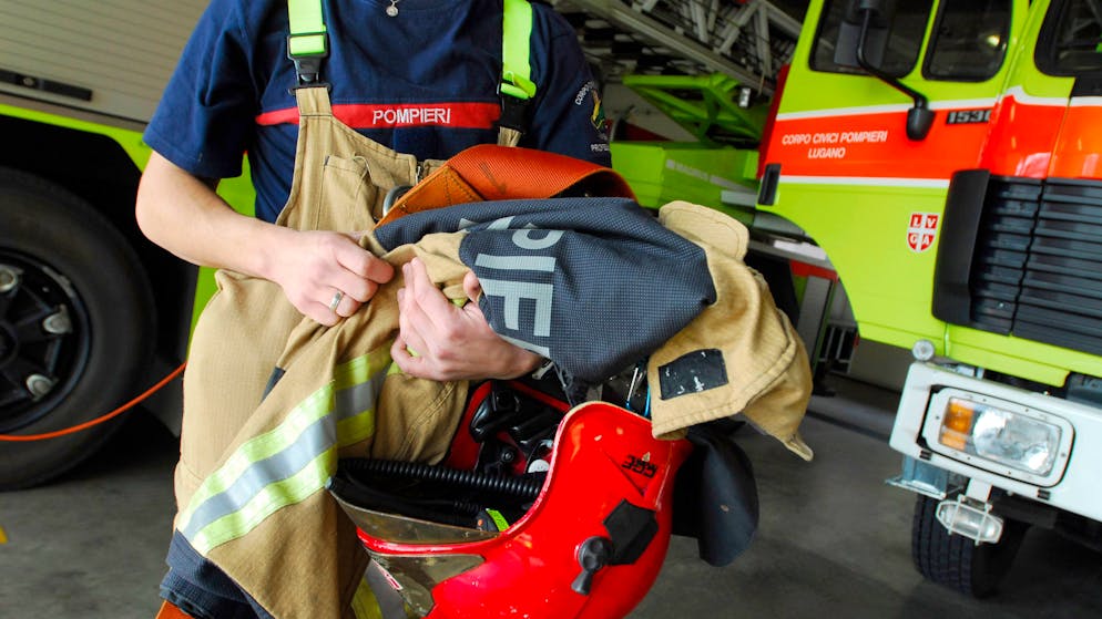 Principio d'incendio. Denso fumo in una ditta a Cadempino, quattro intossicati