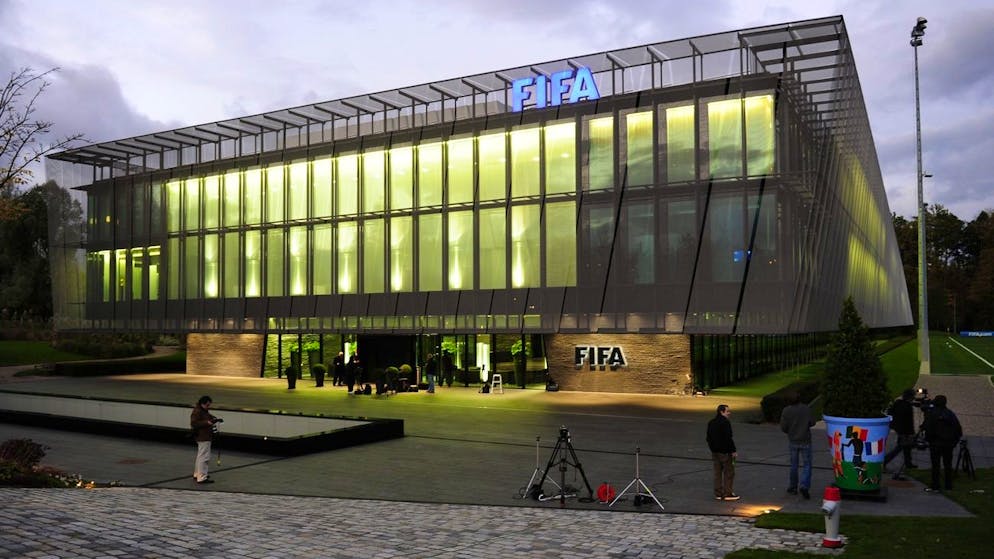 FIFAgate. Un ex-cadre de 21th Century Fox risque 40 ans de prison