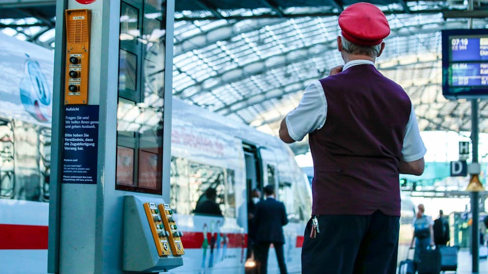 «An Peinlichkeit nicht zu überbieten». Eigene Mitarbeiter schämen sich für Deutsche Bahn