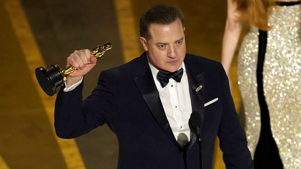 Brendan Fraser accepts the award for best performance by an actor in a leading role for 
