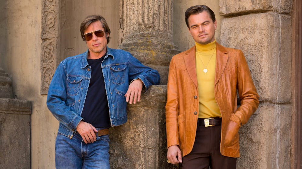 Quentin Tarantino: Das Drehbuch für seinen letzten Film steht. Ein abgehalfterter Filmstar und sein Stuntman: Leonardo DiCaprio (r.) und Brad Pitt standen für «Once Upon a Time in Hollywood» für Quentin Tarantino zum ersten Mal gemeinsam vor der Kamera.