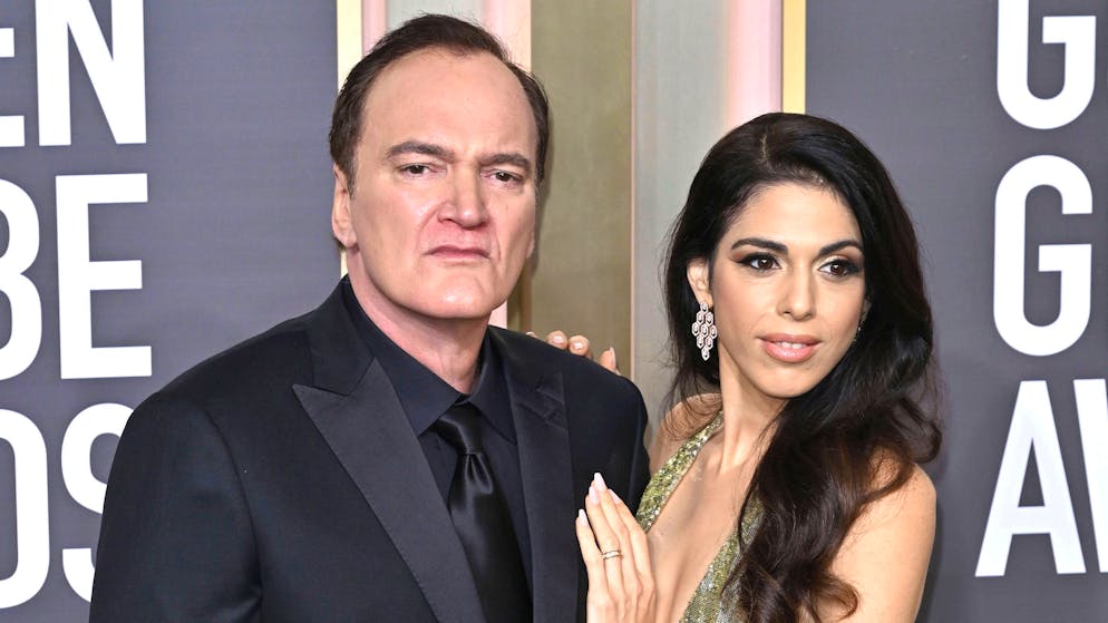 Quentin Tarantino: Das Drehbuch für seinen letzten Film steht. Daniella Pick und ihr Ehemann Quentin Tarantino posieren für die Fotografen an den Golden Globe Awards 2023.
