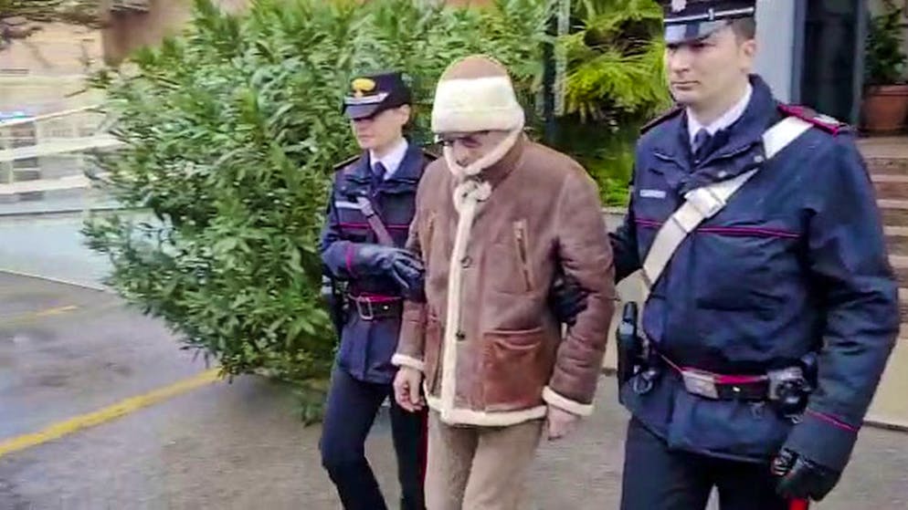 Mafia. Perquisite le case dei complici di Messina Denaro