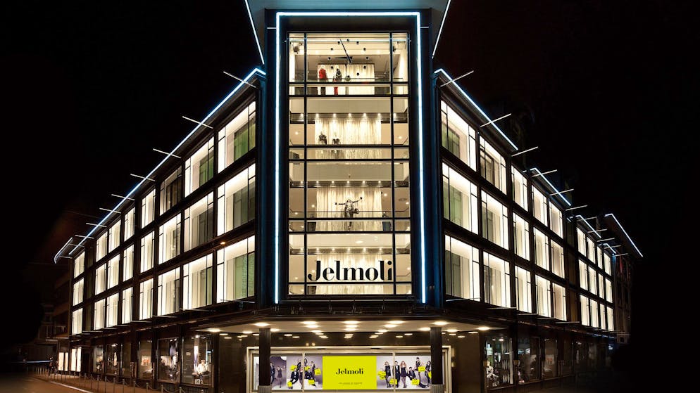 Closing after 126 years. Jelmoli opens for the last time today