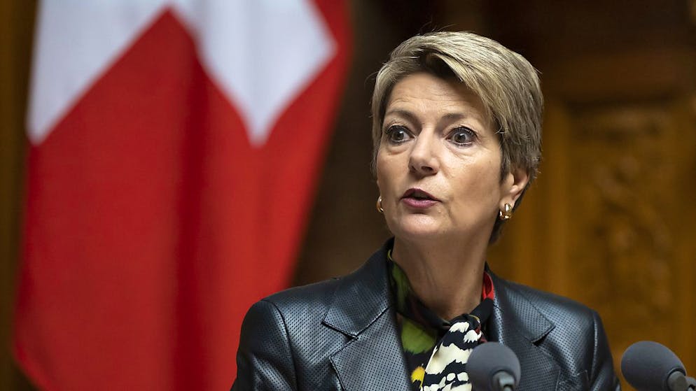 Un esclandre diplomatique a éclaté mercredi au Parlement fédéral à Berne avant l'élection de la nouvelle présidente de la Confédération Karin Keller-Sutter, rapportent jeudi la Basler Zeitung, la Berner Zeitung, le Bund et le Tages-Anzeiger. (archives).