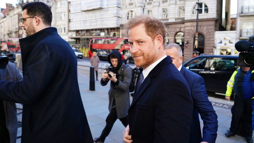 Wichtiger Sieg für Verlag. Neue Wende im Medienprozess um Prinz Harry