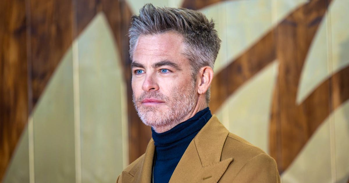 The actor believes in ghosts.  Chris Pine: “Suddenly there was a woman in the room with her hair on fire”