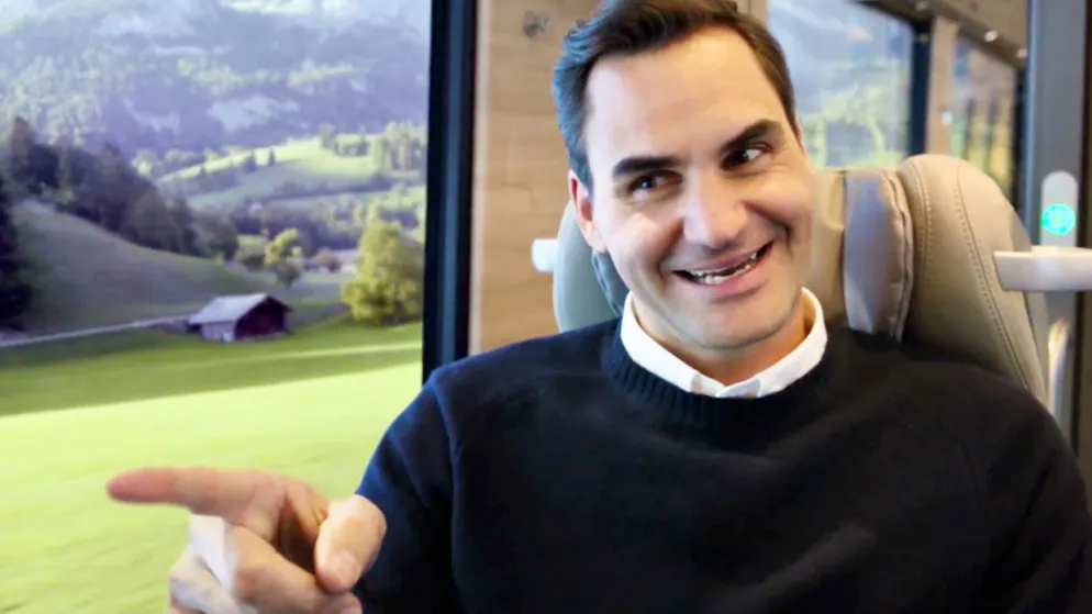 Schweiz-Tourismus-Spot. Roger Federer und Trevor Noah haben Ärger
