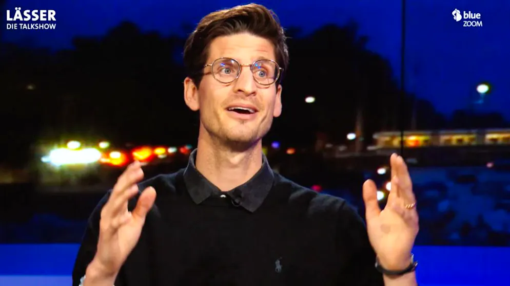 Timm Klose bei «Lässer». «Ich war so dumm, dass ich Kommentare auf Facebook gelesen habe»