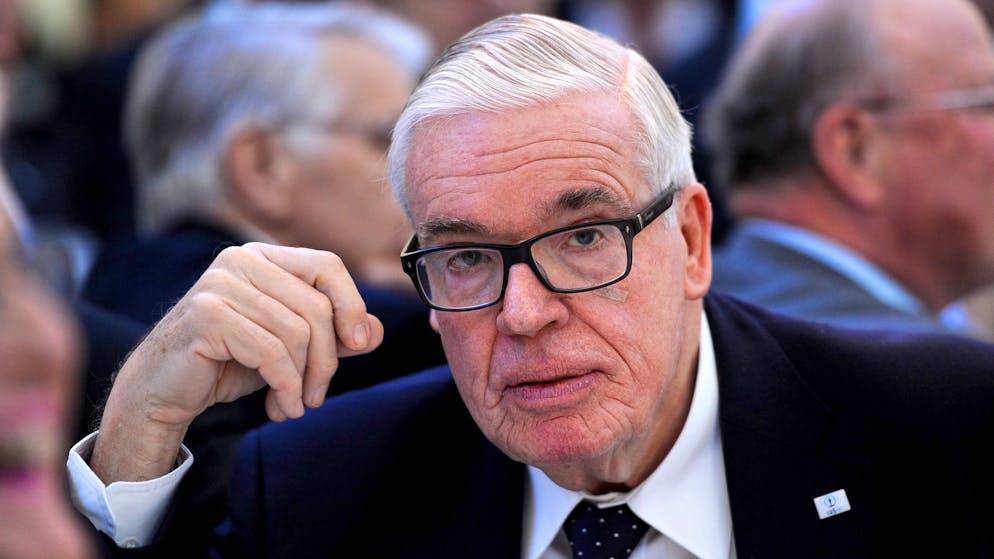 Kuehne threatens to intervene at Swiss. 