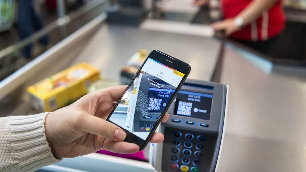 Kein Chaos im Portemonnaie. Twint integriert jetzt Cumulus und weitere Kundenkarten