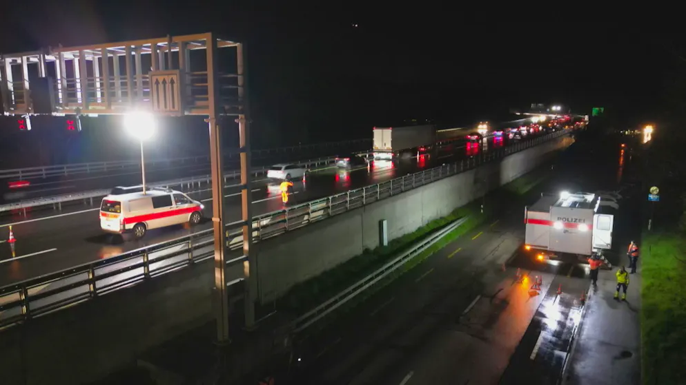 Sicher retten. So verhältst du dich bei einem Unfall auf der Autobahn richtig