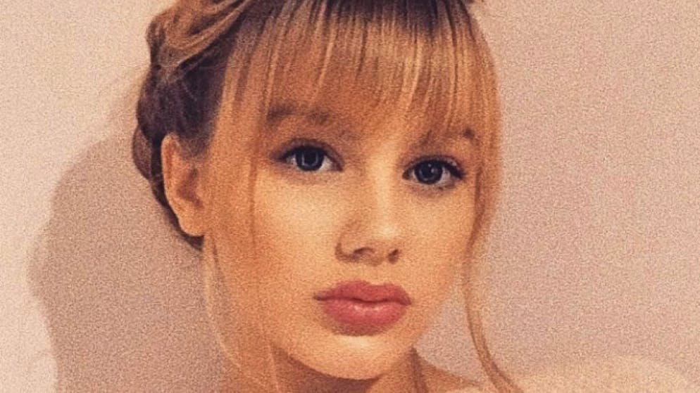 Mit diesem Foto sucht die Berliner Polizei nach der verschwundenen Rebecca Reusch.