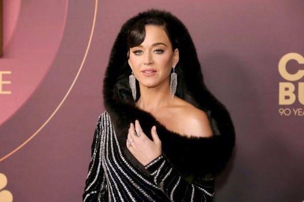 Katy Perry et Lionel Ritchie mais pas de star britannique au concert du couronnement de Charles III - Gallery. La chanteuse Katy Perry, le 2 mars 2023 à Los Angeles