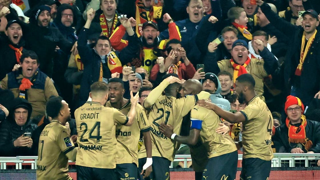 “RC Lens: The Surprise Team Threatening Paris Saint-Germain in Ligue 1”