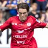 Winterthurs Matteo di Giusto, links, im Spiel gegen Luganos Lukas Mai, rechts, im Fussball Meisterschaftsspiel der Super League zwischen dem FC Winterthur und dem FC Lugano im Stadion Schuetzenwiese, am Sonntag, 31. Juli 2022 in Winterthur. (KEYSTONE/Alexandra Wey)