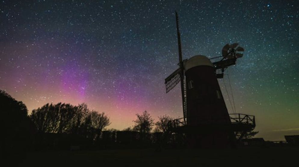 Seltenes Naturspektakel. Polarlichter leuchten über Kalifornien, Südengland und Deutschland